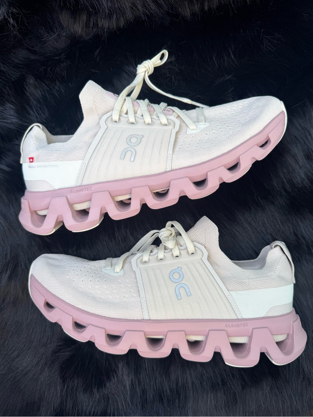 On Cloudswift 4 Running Shoe (Women)